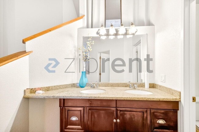 Building Photo - 29723 Windsong Ln