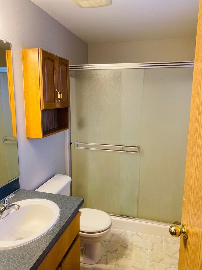 Building Photo - Nicely Updated Large Home w/ Pool!