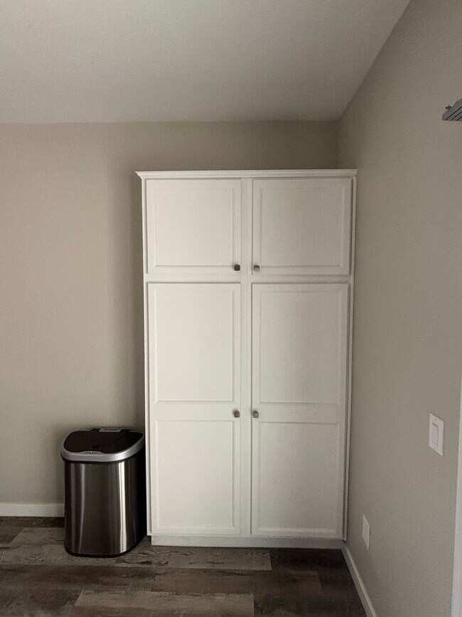 Building Photo - Upgraded 2 Bed, 2 Bath Home with Fireplace, Patio & Garage in 55+ Community