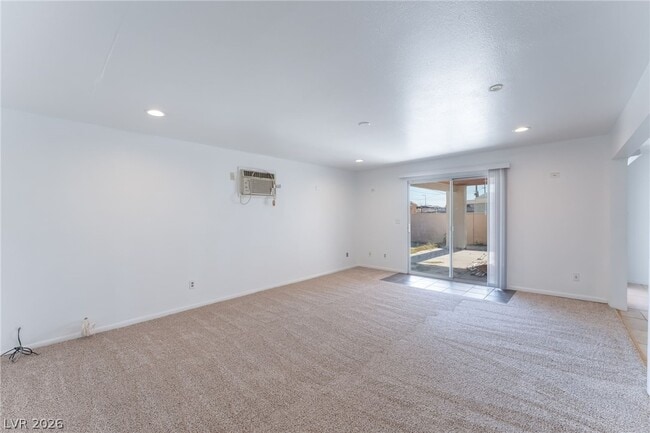 Building Photo - 1108 Tumbleweed Ave