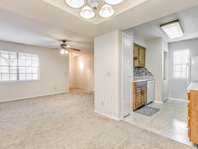 Building Photo - 14443 N Pennsylvania Ave