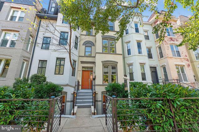 Building Photo - 1450 Fairmont St NW