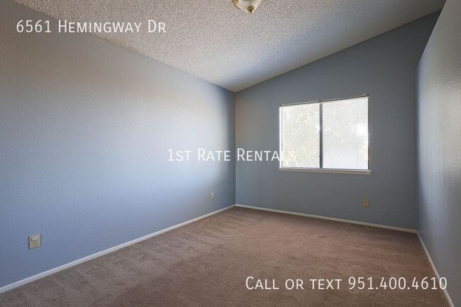 Building Photo - 6561 Hemingway Dr