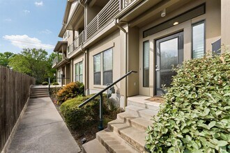 Building Photo - 4 Exposition Blvd