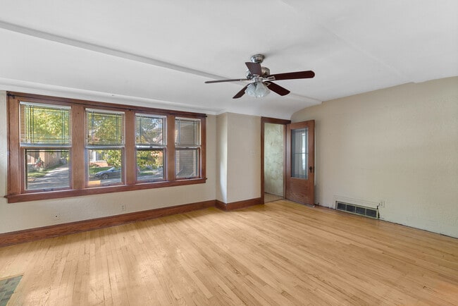 Building Photo - The Sampler