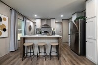 Building Photo - 136 Court Rd