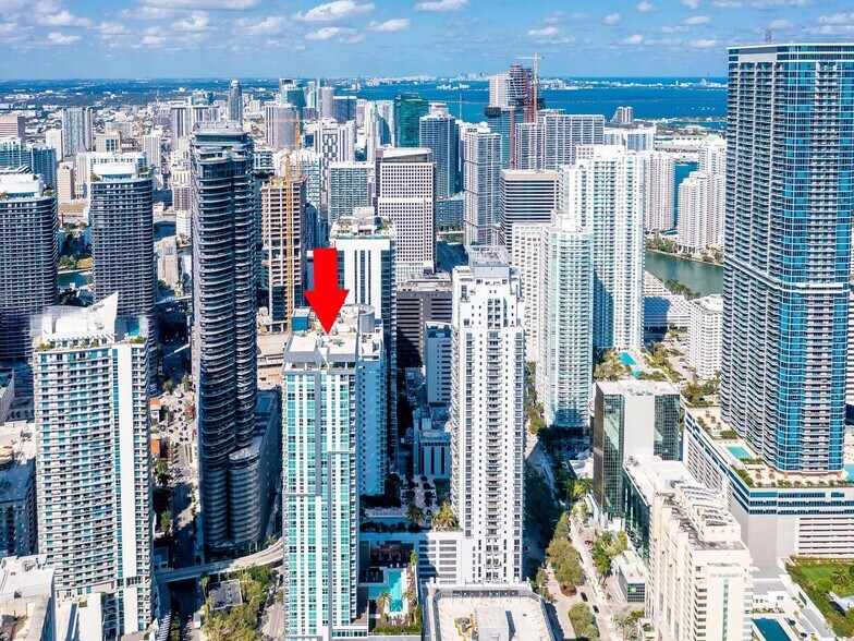 Building Photo - 1080 Brickell Ave