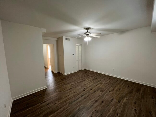 Building Photo - 3517 Briel St