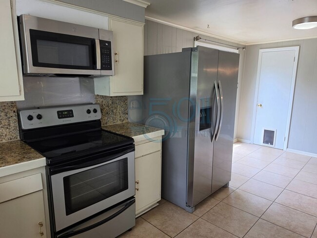 Building Photo - **Stunning New Rental Opportunity in Park Hill!**