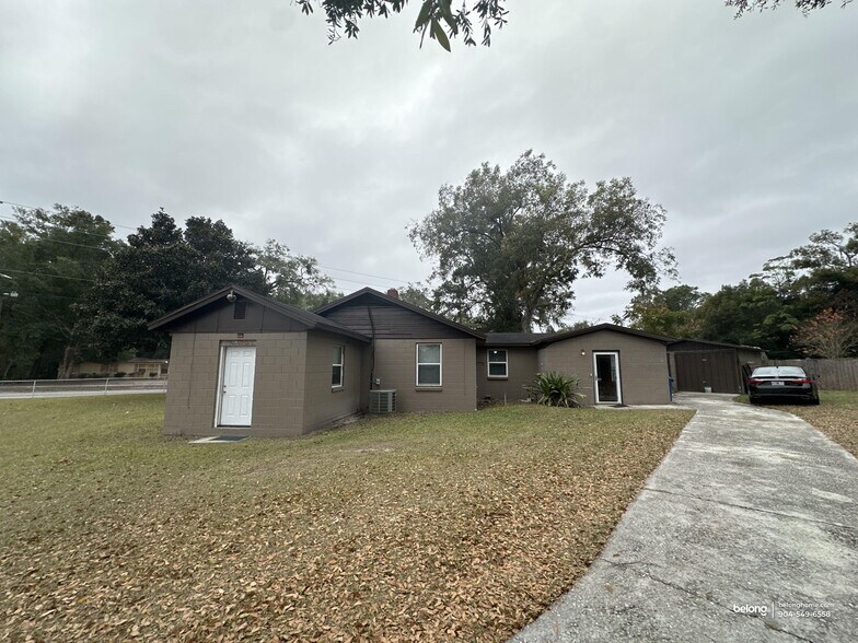 Building Photo - 3445 Soutel Dr