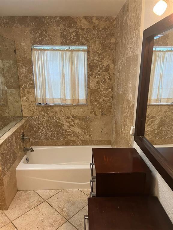 Building Photo - 1120 NW 106th Ave