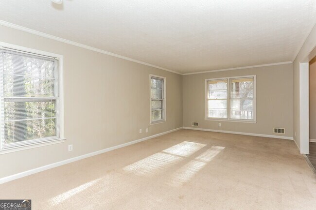 Building Photo - 3656 Chestnut Lake Ct