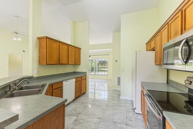 Building Photo - 9525 White Sand Ct