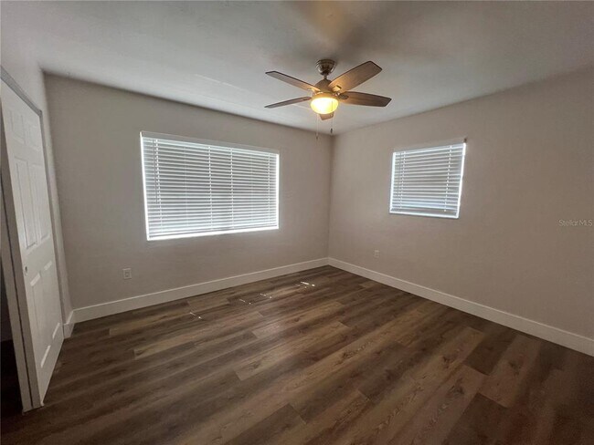 Building Photo - 2377 Starlite Ln