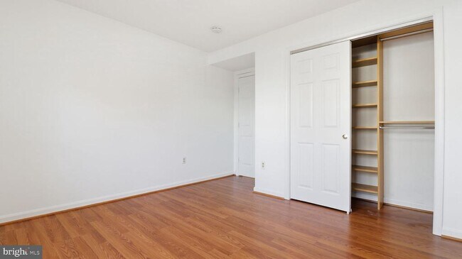 Building Photo - 164 Kendrick Pl