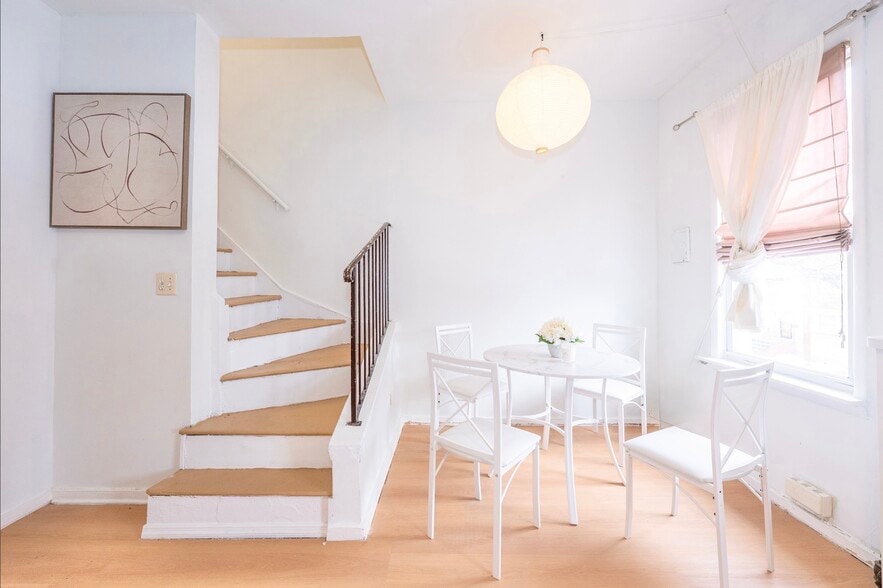 Building Photo - 45 Essex Ave