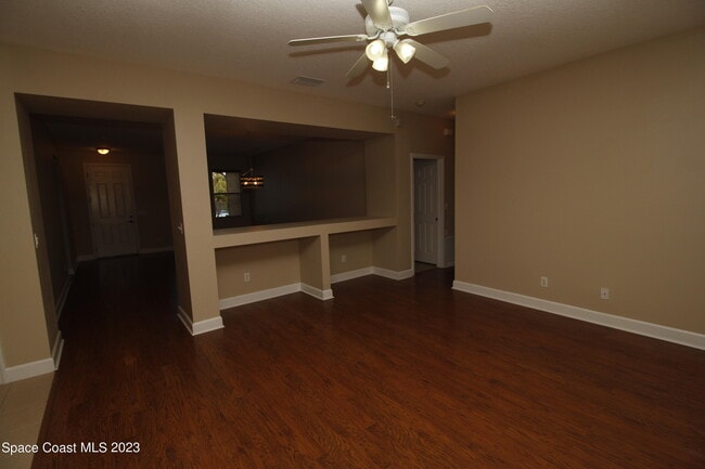 Building Photo - 480 Higgs Ave NW