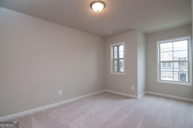 Building Photo - 2006 Wheylon CT