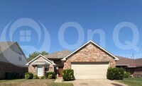 Building Photo - 733 Rockett Ln
