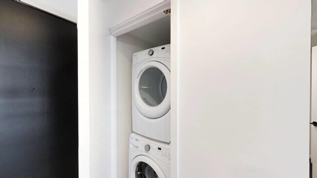 Building Photo - 345 Harrison Ave