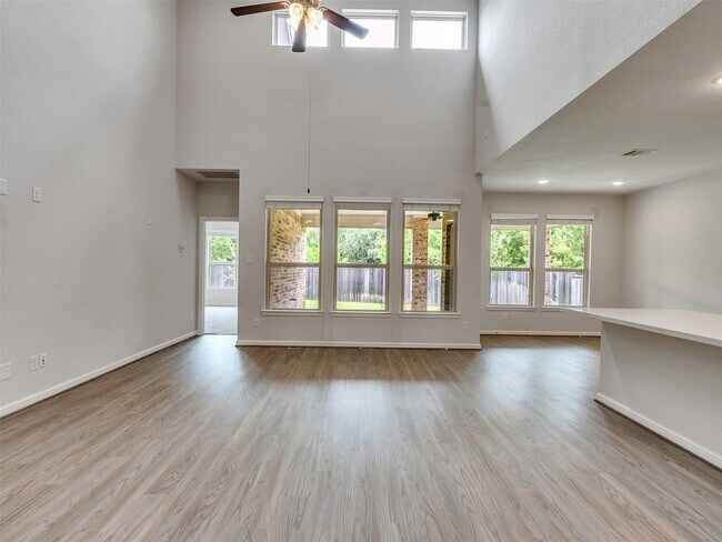 Building Photo - 85 Fermata Ln
