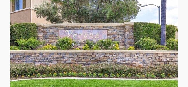 Gated Community - 26426 Arboretum Way