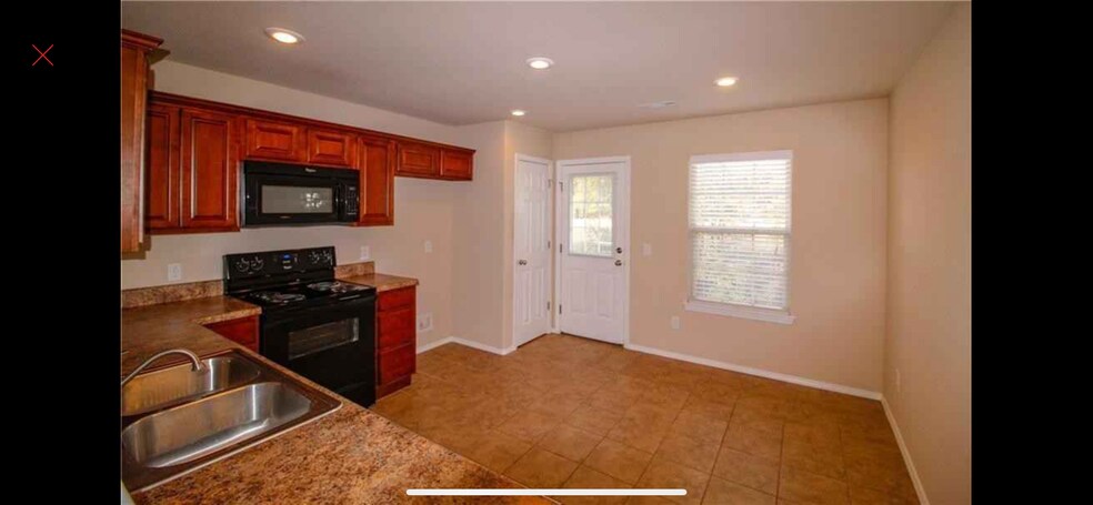 Building Photo - 5248 Flint Creek Cove