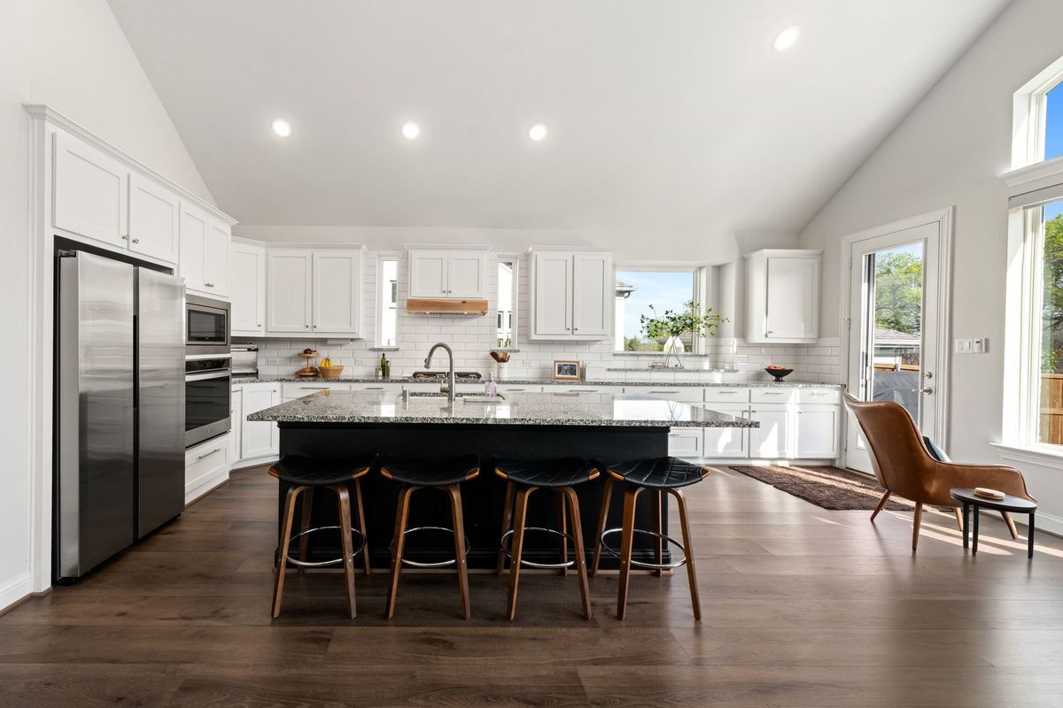 Building Photo - 4602 Lorion Dr