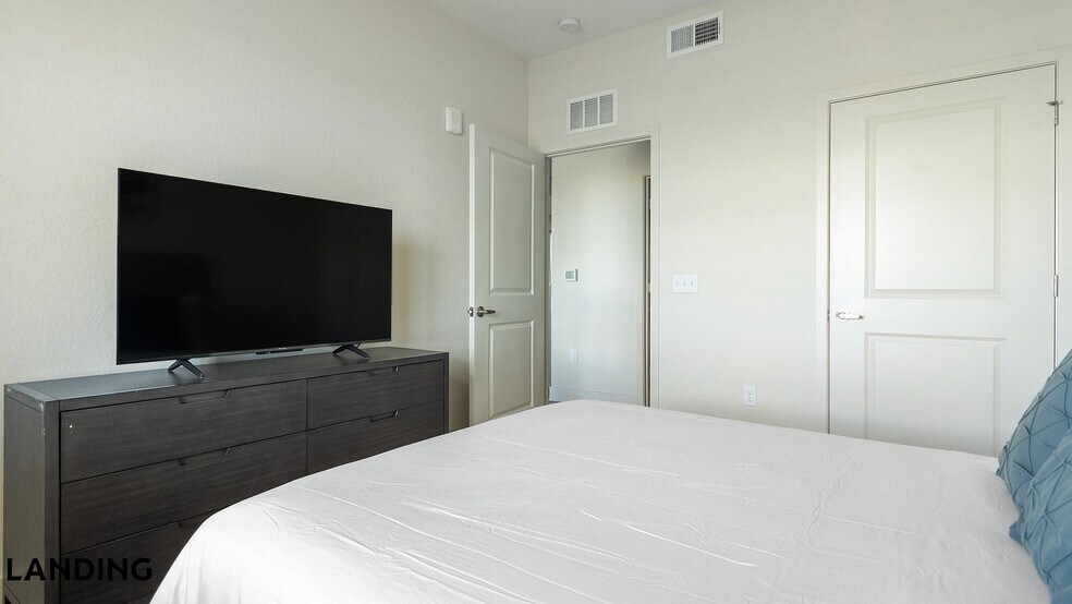 Building Photo - 9650 52nd Ave E