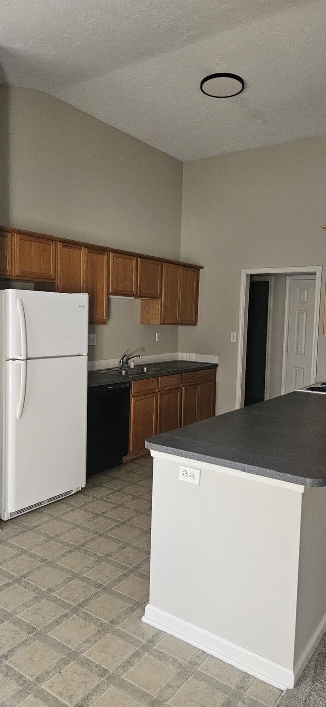 Building Photo - 1020 Bryce Point