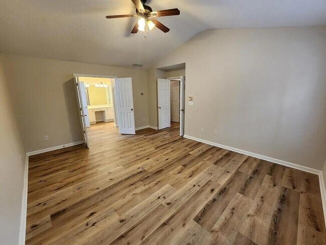 Building Photo - 3815 Ruby Falls Dr