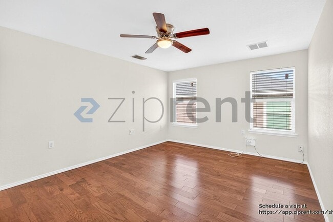 Building Photo - 7414 Bluebonnet Bay