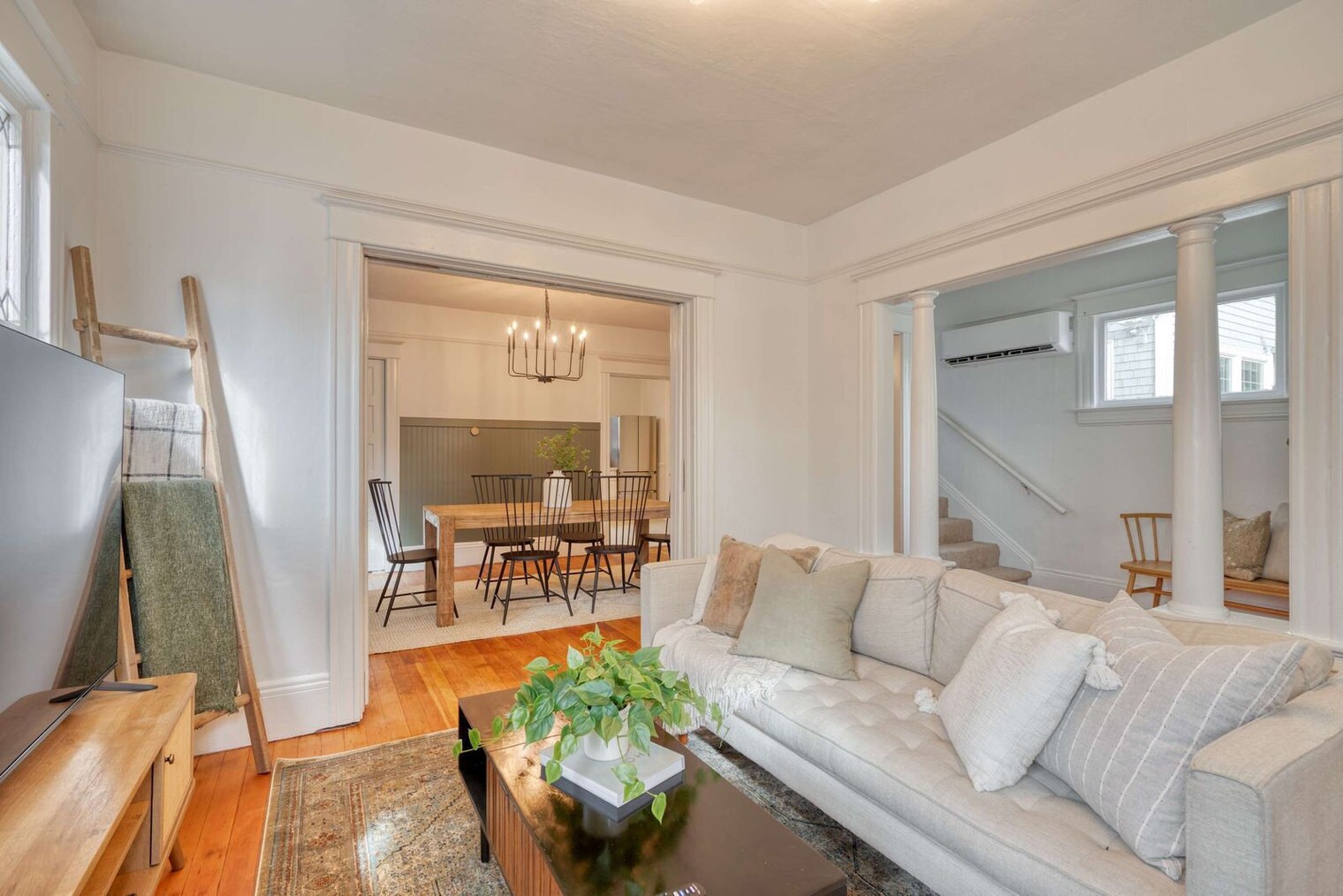 Building Photo - 1032-1036 Southeast 12th Avenue-SI ID1309849P