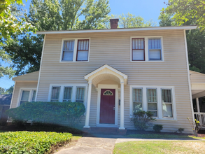Building Photo - 1112 N Duke St