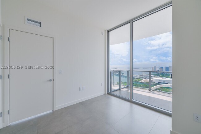 Building Photo - 1400 Biscayne Blvd