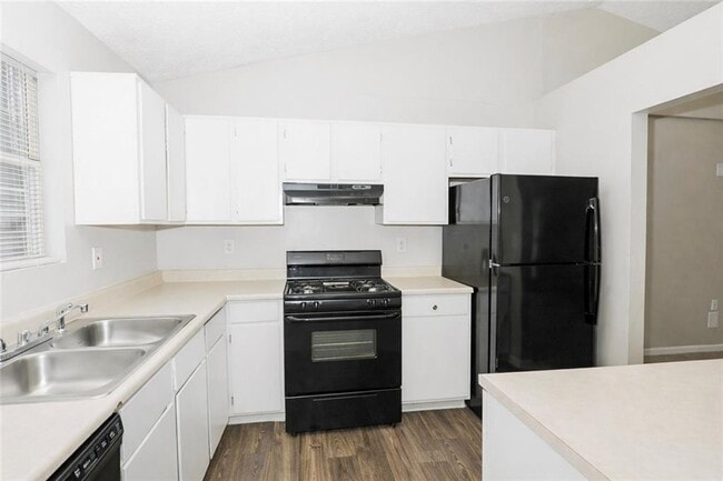 Building Photo - 5426 Glen Haven Dr