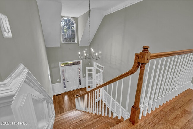 Building Photo - 844 Arboretum Dr