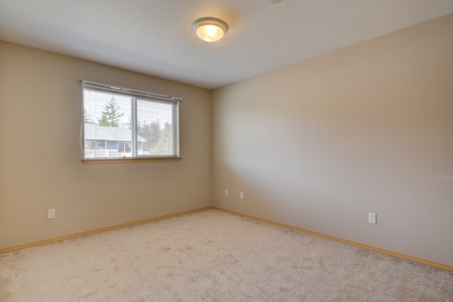 Building Photo - Two Bedroom Condo in Summerwind *$200 off ...