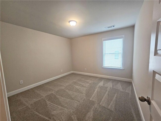 Building Photo - 3676 Lockaby Way
