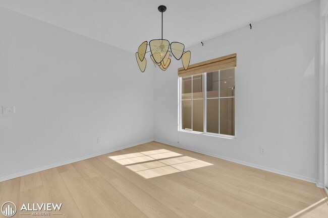 Building Photo - Bright 4-Bed, 2.5-Bath Home in Fallbrook’s Citro Community