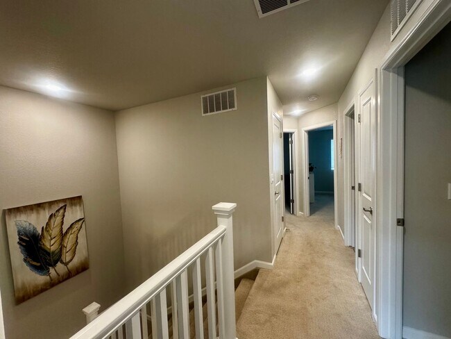 Building Photo - 16361 Gaucho Gulch Grv