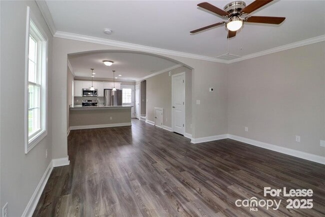 Building Photo - 3967 Newhall Dr NW