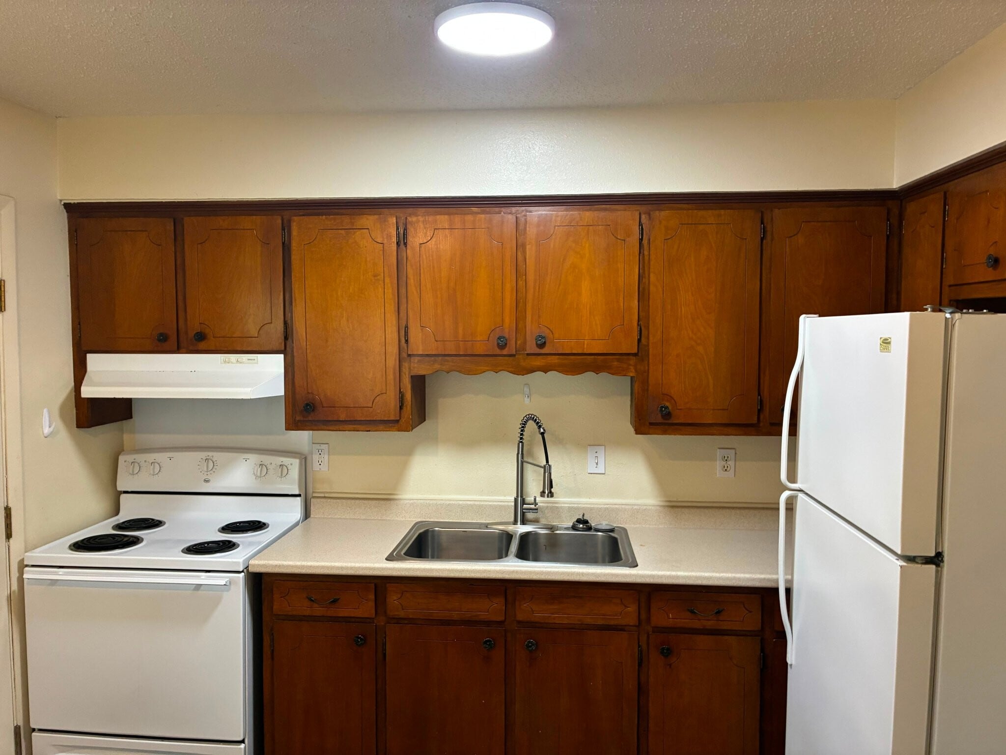 Building Photo - 292 W Claiborne St