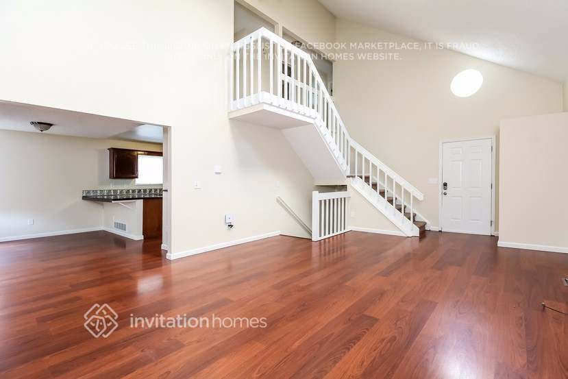 Building Photo - 5325 W 115th Pl