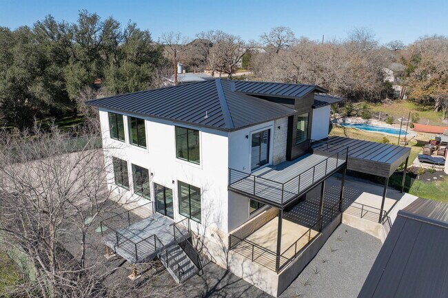 Building Photo - 1304 Minnie Dr