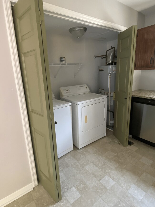 Laundry Area - 1723 S Seminole Dr