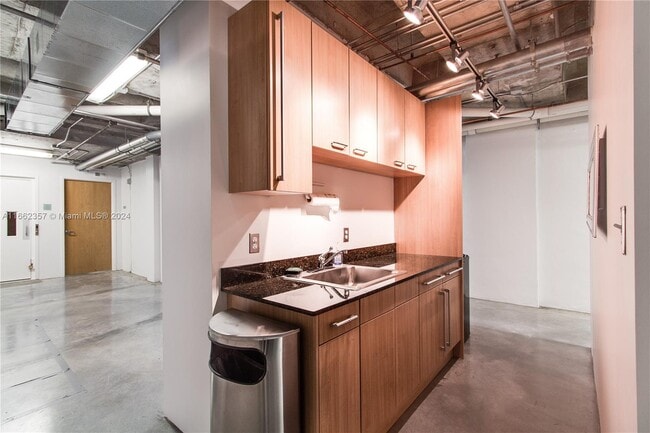 Building Photo - 8101 Biscayne Blvd