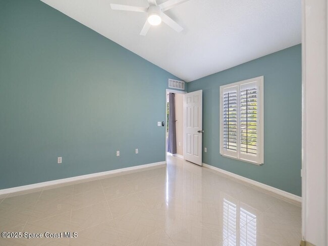 Building Photo - 8575 105th Ct