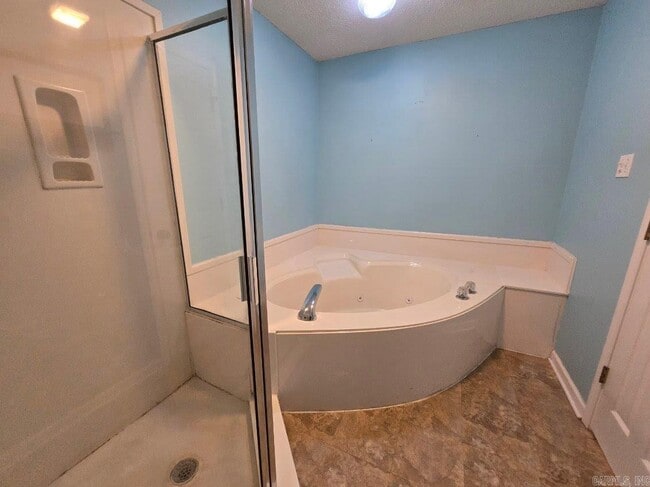Building Photo - 1028 Kierre Dr