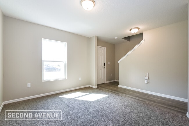 Building Photo - 208 Flounder Pl